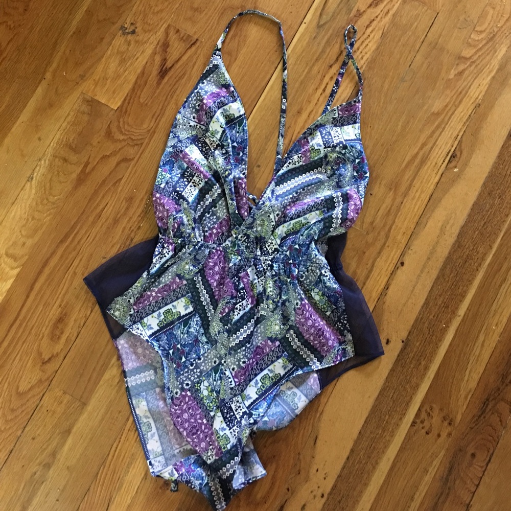 ❣️NWT: Victoria's Secret Romper